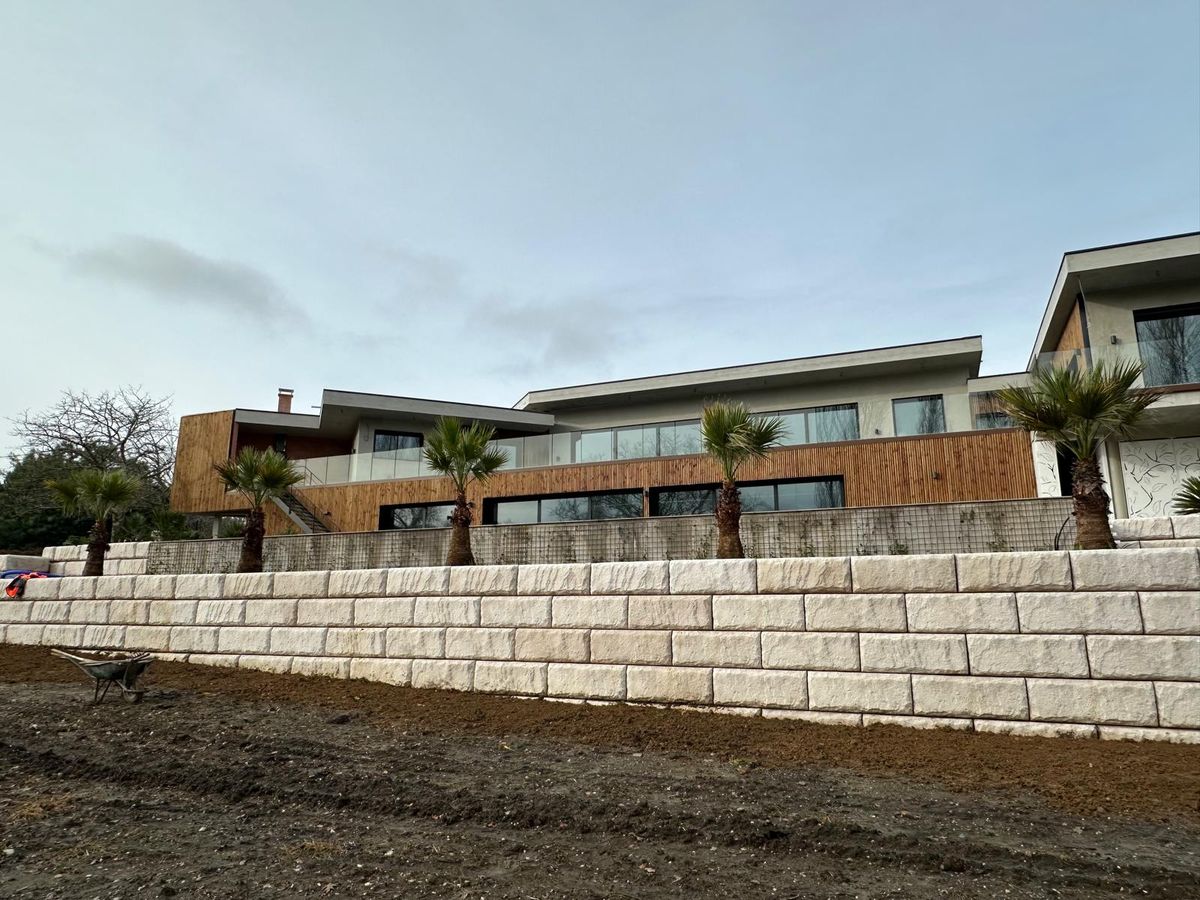 bardage bois maison contemporaine réalisé par Mea Créations